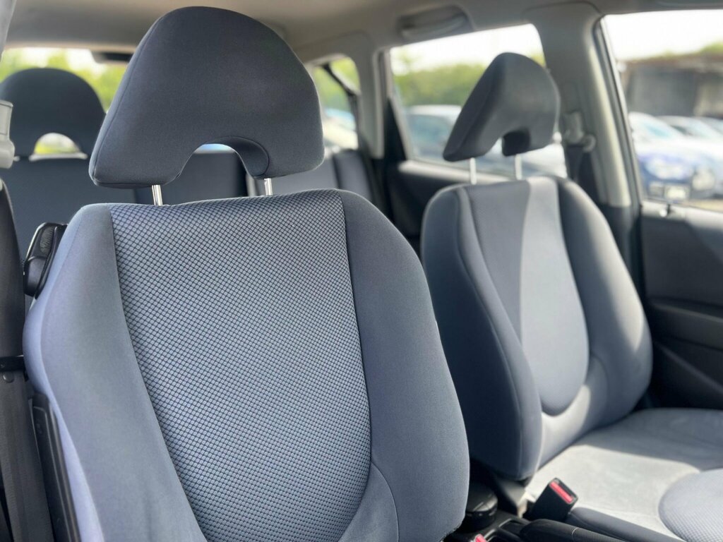 Honda Jazz Dsi Se Silver #29