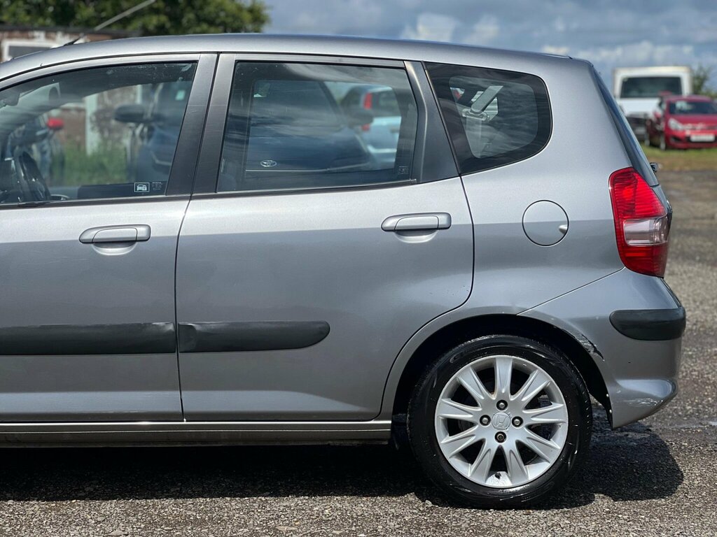 Honda Jazz Dsi Se Silver #17
