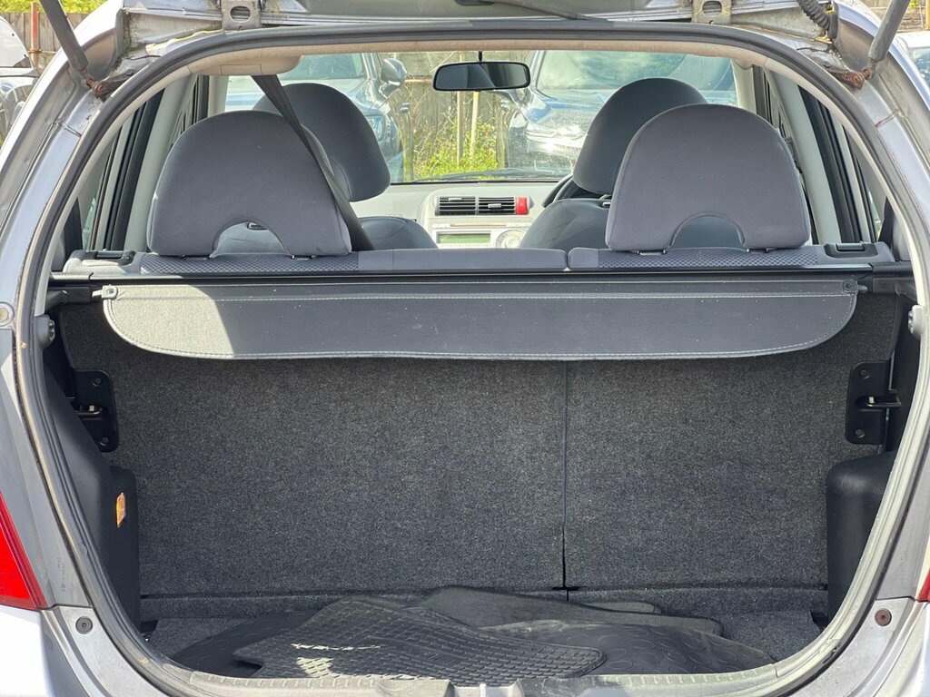 Honda Jazz Dsi Se Silver #9