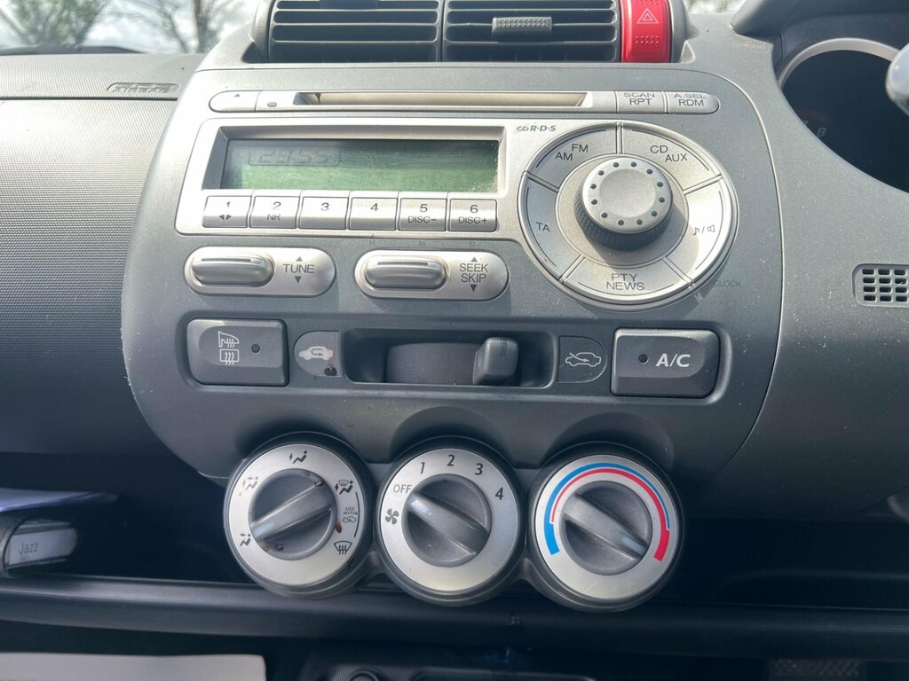 Honda Jazz Dsi Se Silver #54