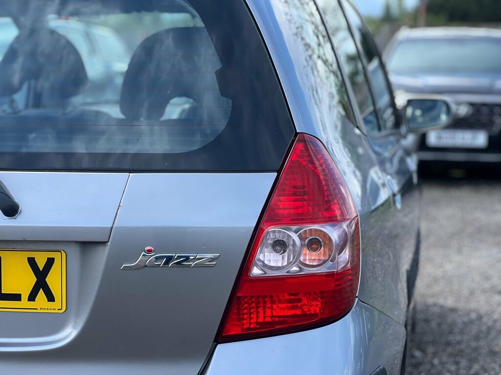 Honda Jazz Dsi Se Silver #23