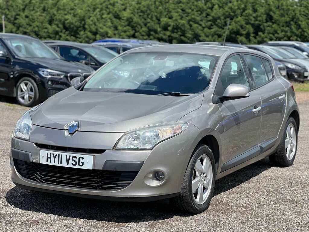 Renault Megane 1.6 16V Dynamique Tomtom Euro 5 Beige #4