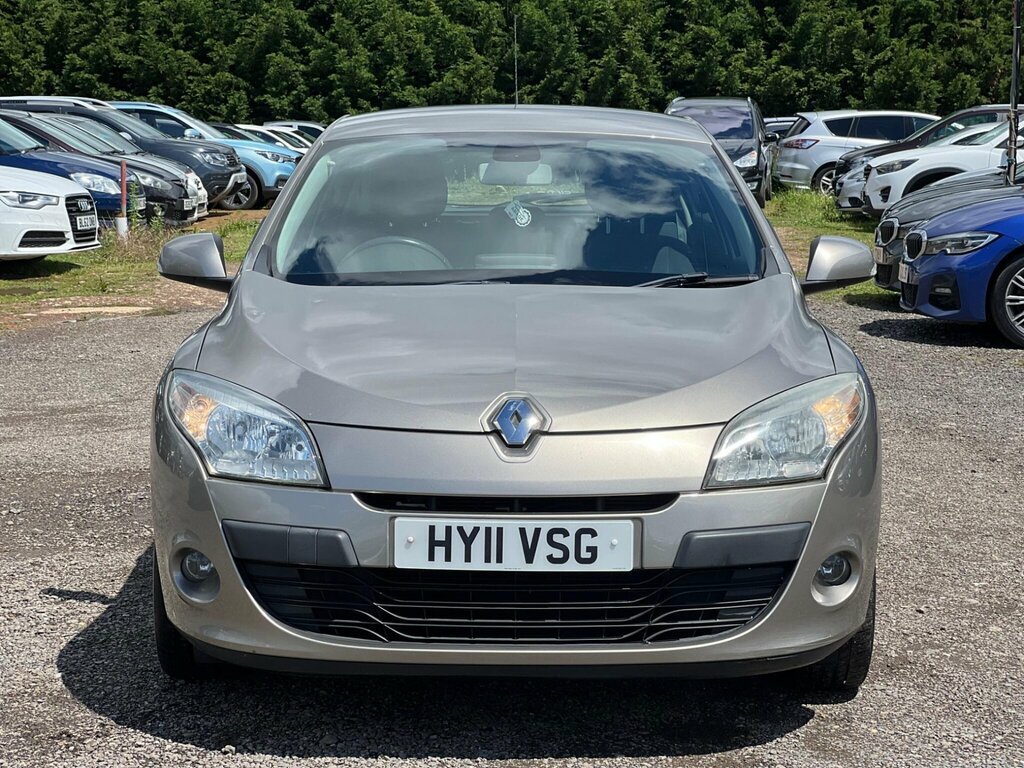 Renault Megane 1.6 16V Dynamique Tomtom Euro 5 Beige #3