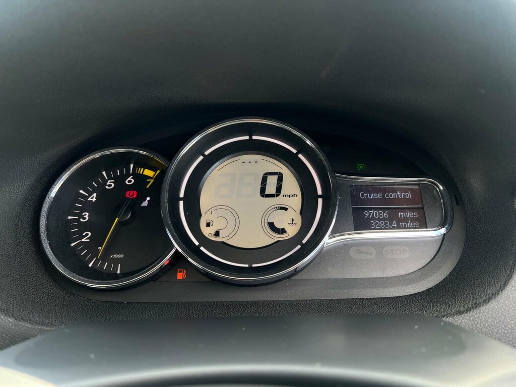 Renault Megane White #31