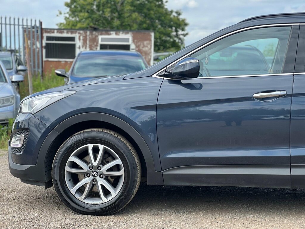 Hyundai Santa Fe Suv Black #14