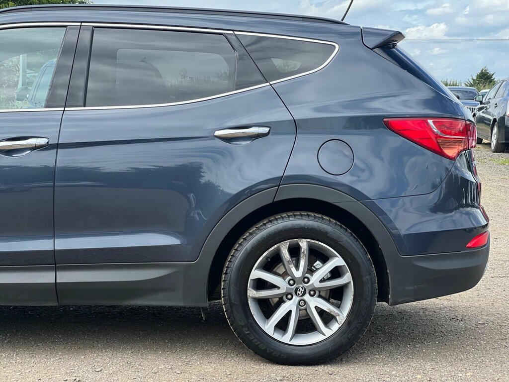 Hyundai Santa Fe Suv Black #15