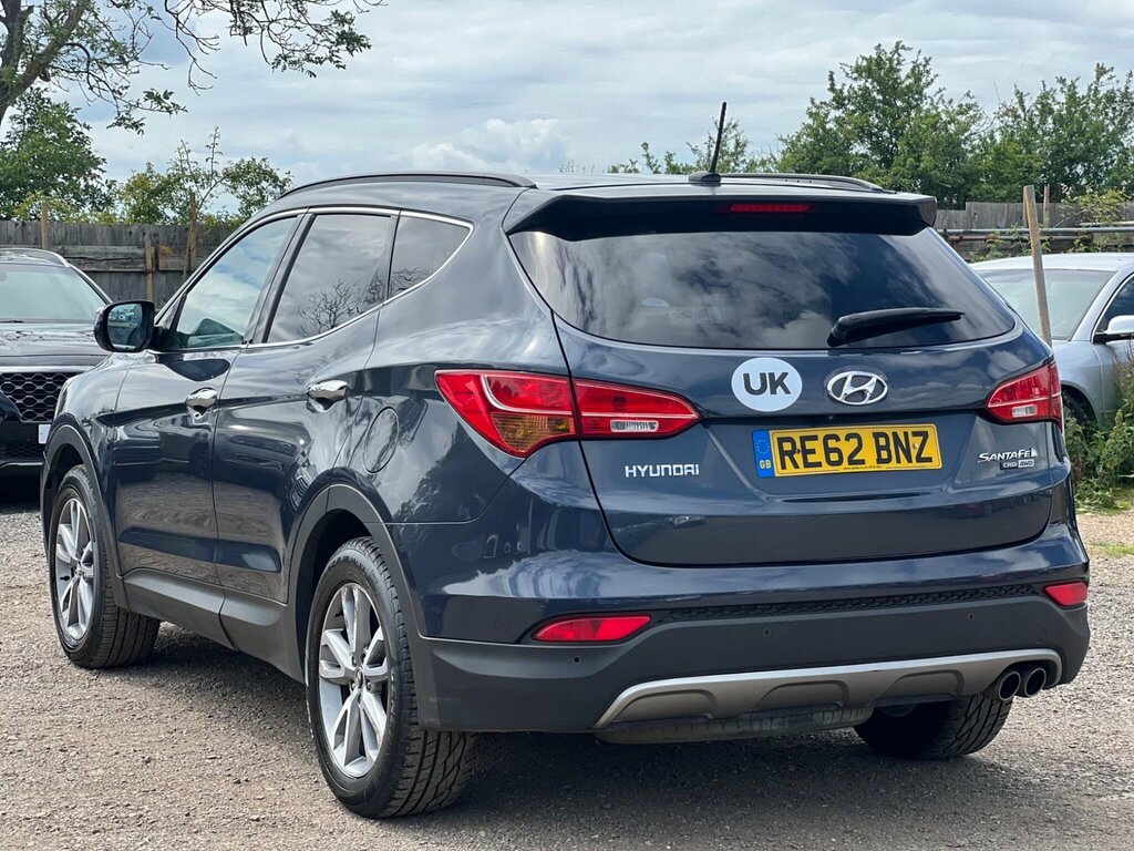 Hyundai Santa Fe Suv Black #7