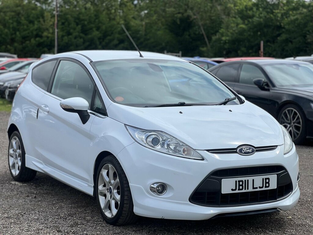 Ford Fiesta 1.4 Titanium White #2