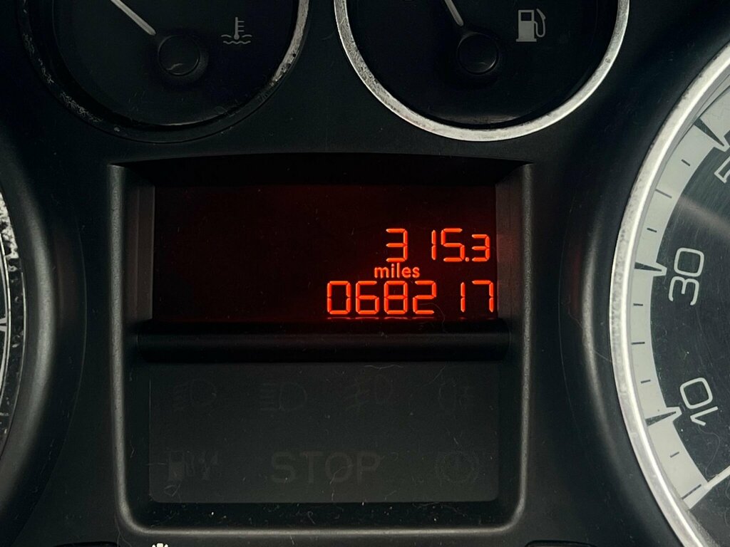 Peugeot 308 Black #55