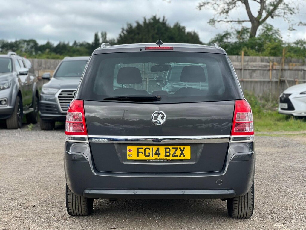 Vauxhall Zafira Exclusiv Red #9