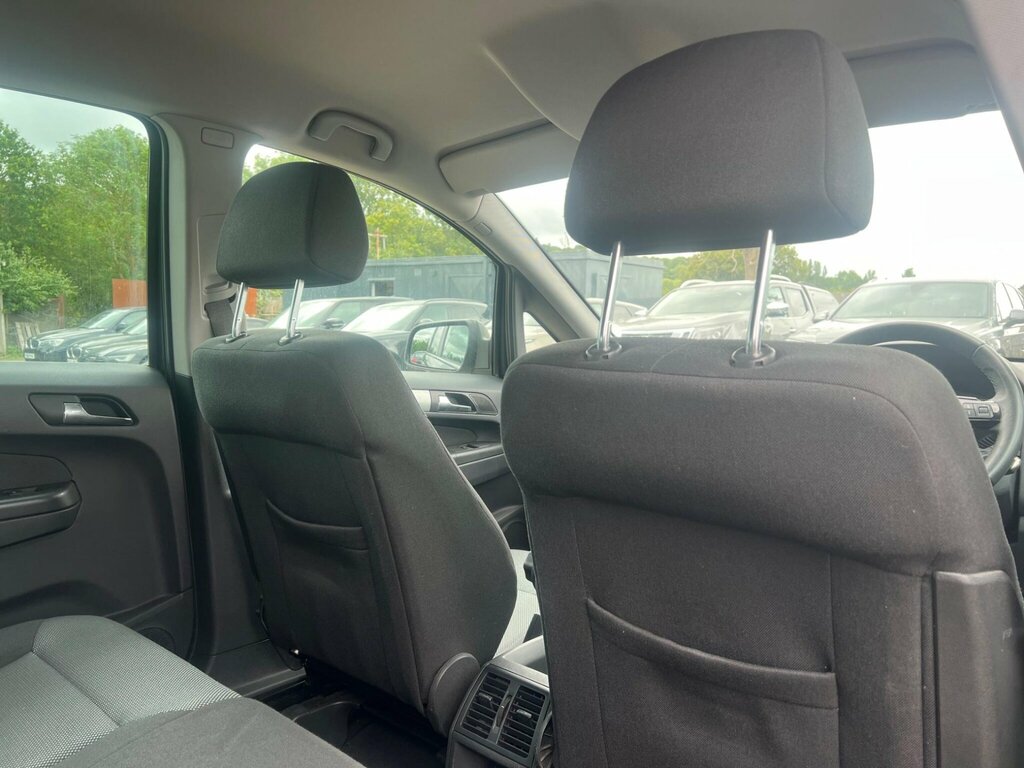 Vauxhall Zafira Exclusiv Red #33