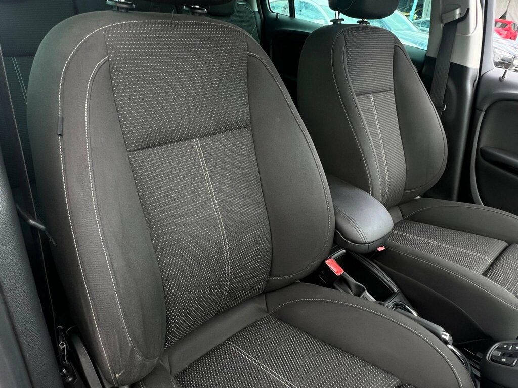 Vauxhall Zafira Tourer Grey #30