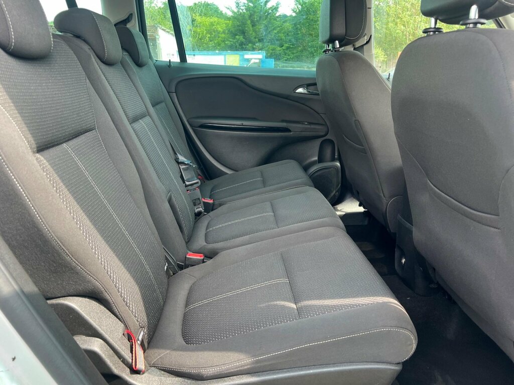 Vauxhall Zafira Tourer Grey #34