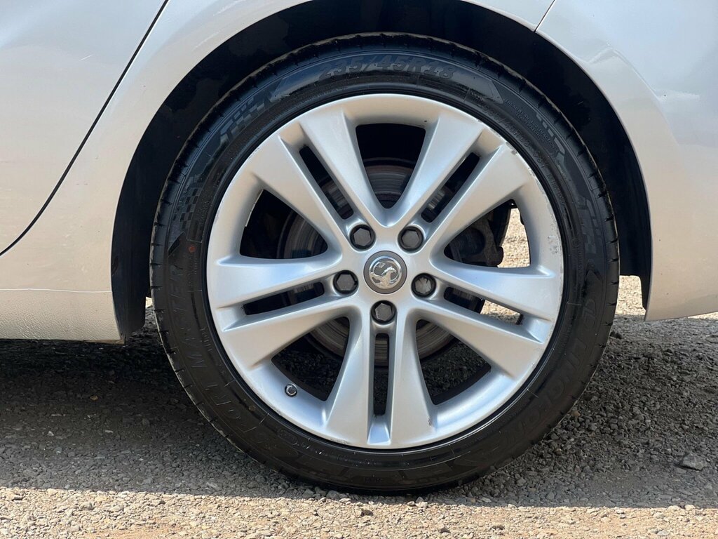 Vauxhall Zafira Tourer Grey #27