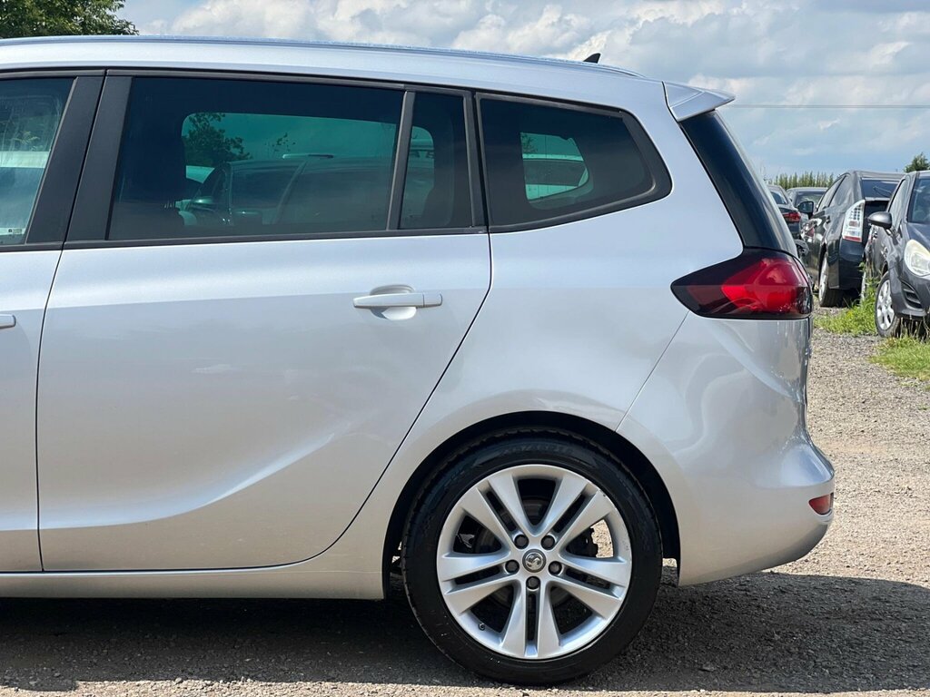 Vauxhall Zafira Tourer Grey #13