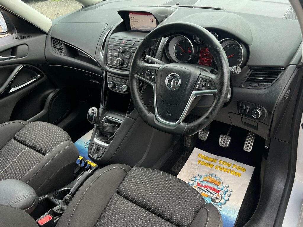 Vauxhall Zafira Tourer Grey #29