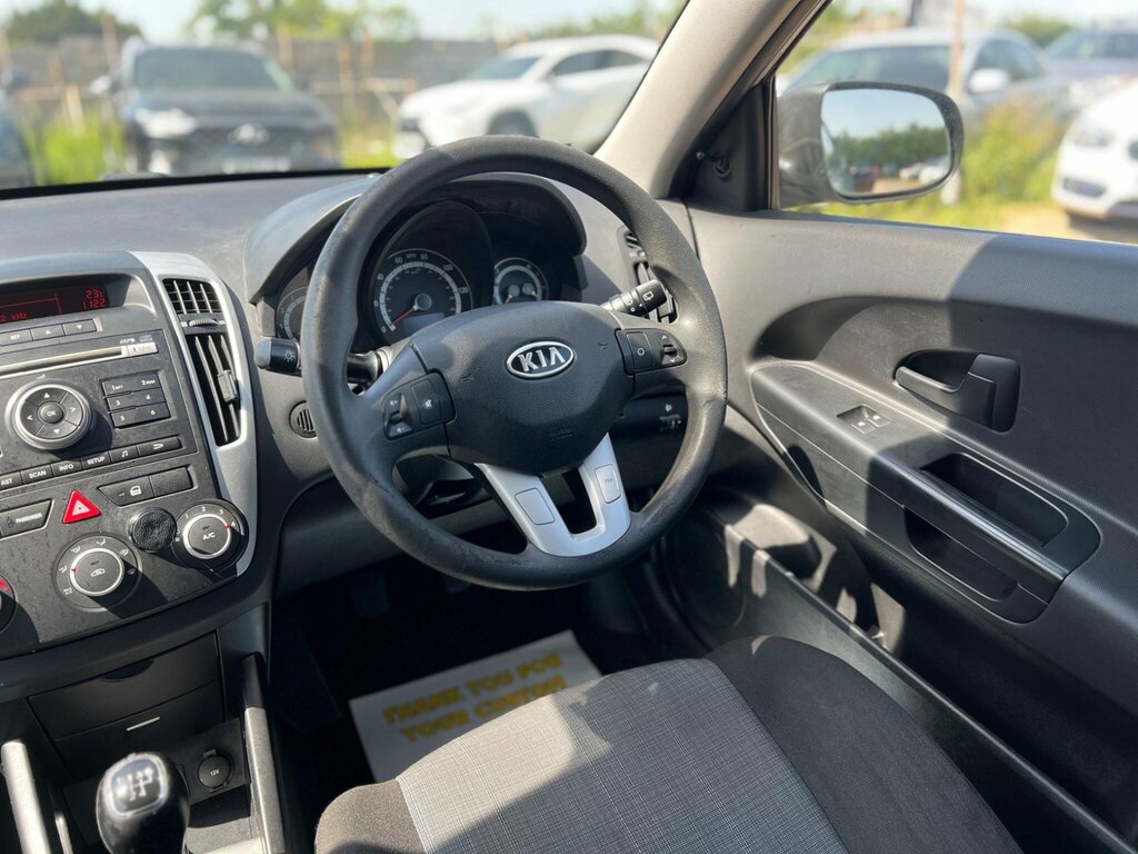 Kia Ceed 1.6 Crdi 2 Sports Wagon Euro 4 Silver #41