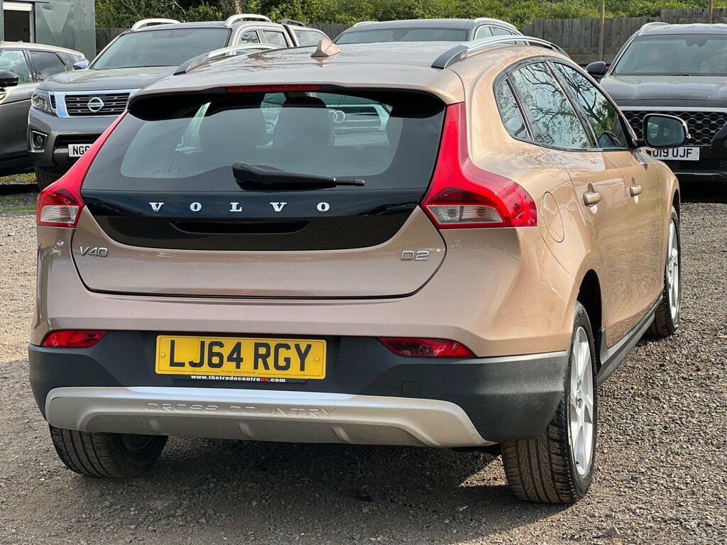 Volvo V40 Cross Country 1.6 D2 Lux Nav Hatchback Powershift White #14