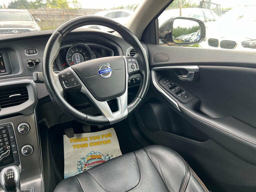 Volvo V40 Cross Country 1.6 D2 Lux Nav Hatchback Powershift White #37