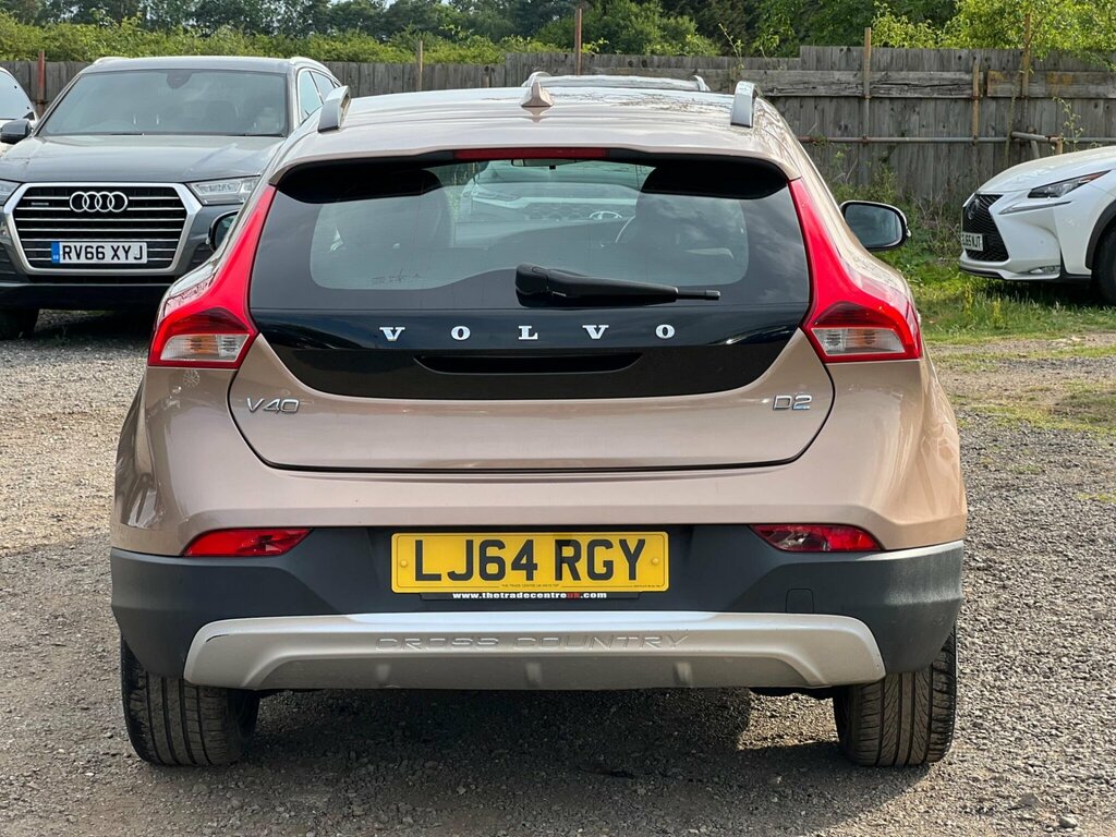 Volvo V40 Cross Country 1.6 D2 Lux Nav Hatchback Powershift White #15