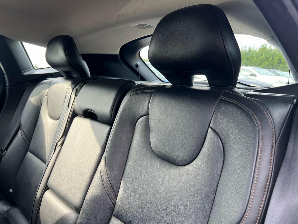 Volvo V40 Cross Country 1.6 D2 Lux Nav Hatchback Powershift White #33