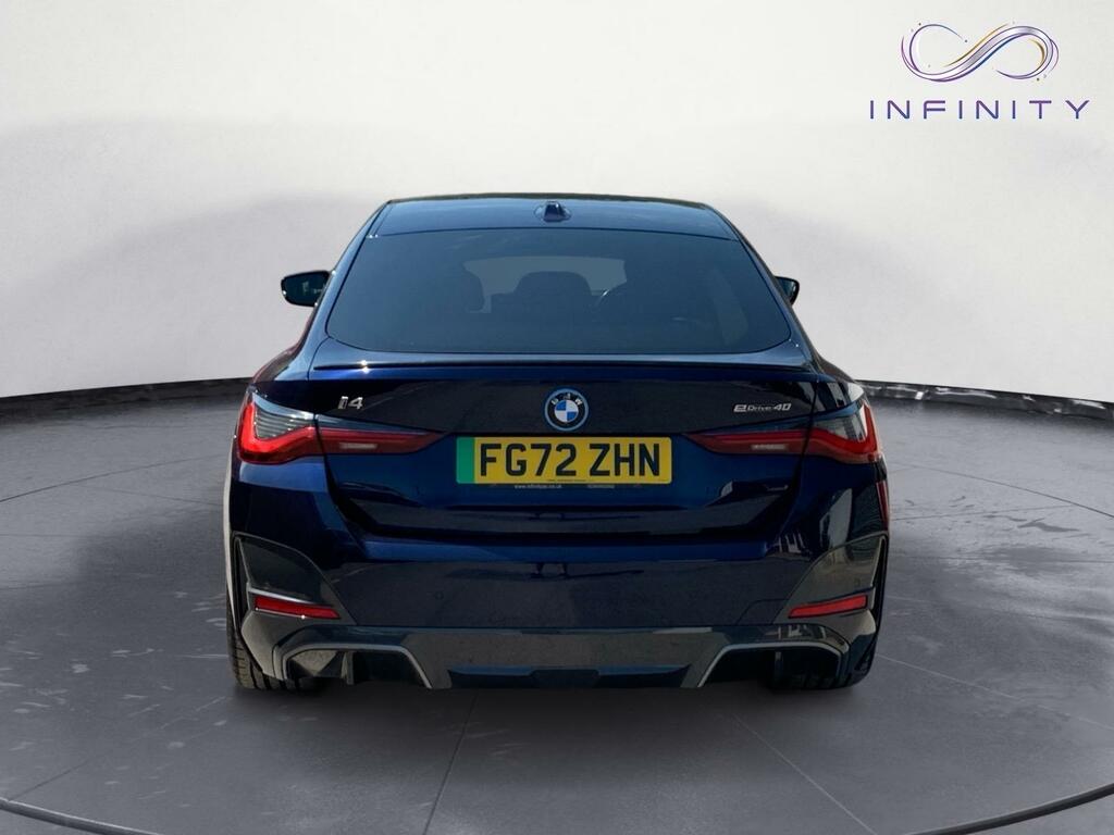 BMW i4 40 83.9Kwh M Sport Gran Blue #5