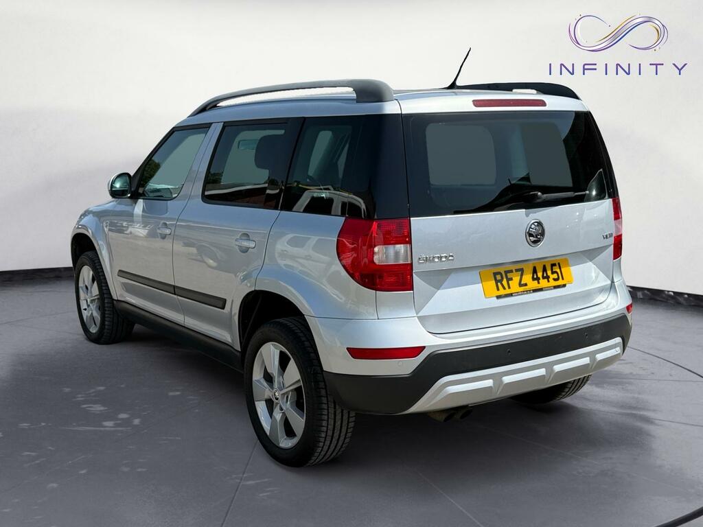 Skoda Yeti 2.0 Tdi Se Outdoor Euro 5 110 P Silver #3