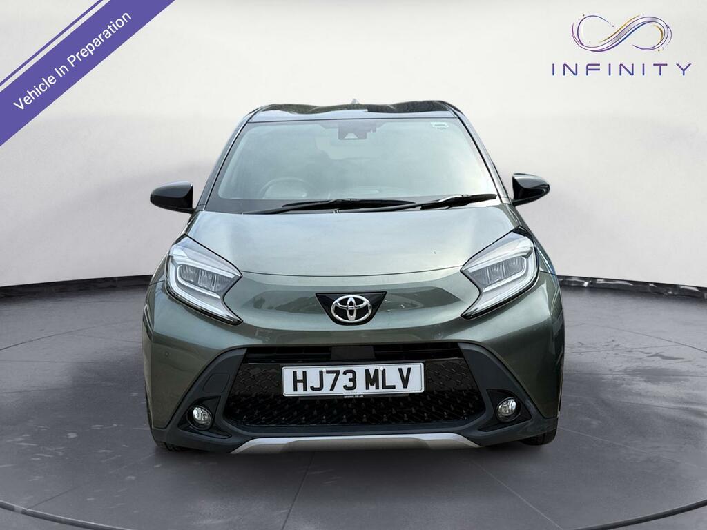 Toyota Aygo X 1.0 Vvt-i Exclusive Green #2