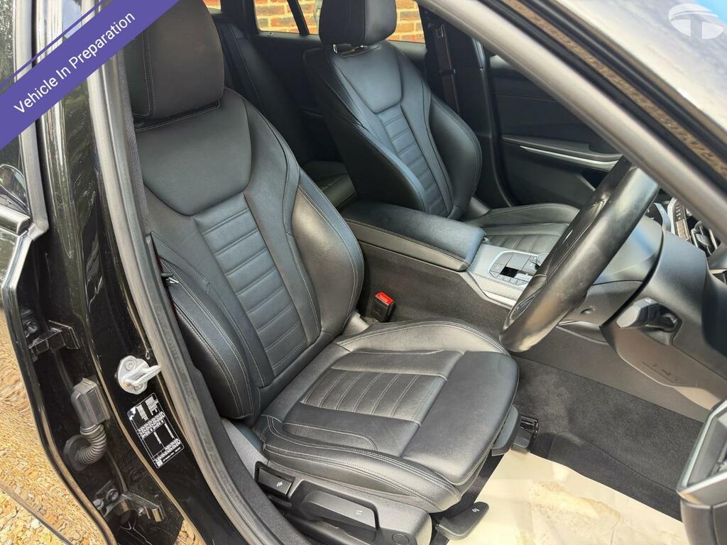 BMW 3 Series 2.0 318D M Sport Black #4