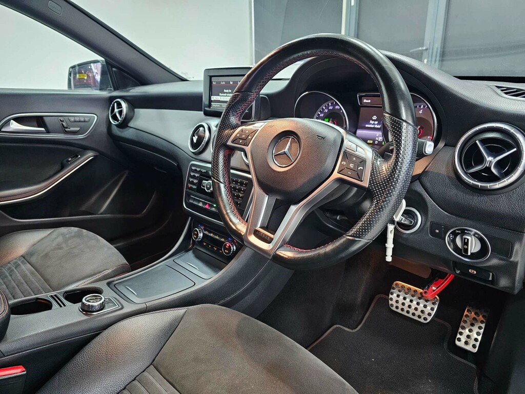 Mercedes-Benz CLA Class Amg Sport Cdi  #3