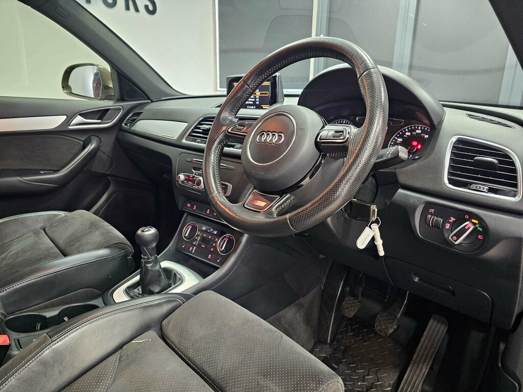 Audi Q3 S Line Tdi Quattro 4Wd KU65SNY #5