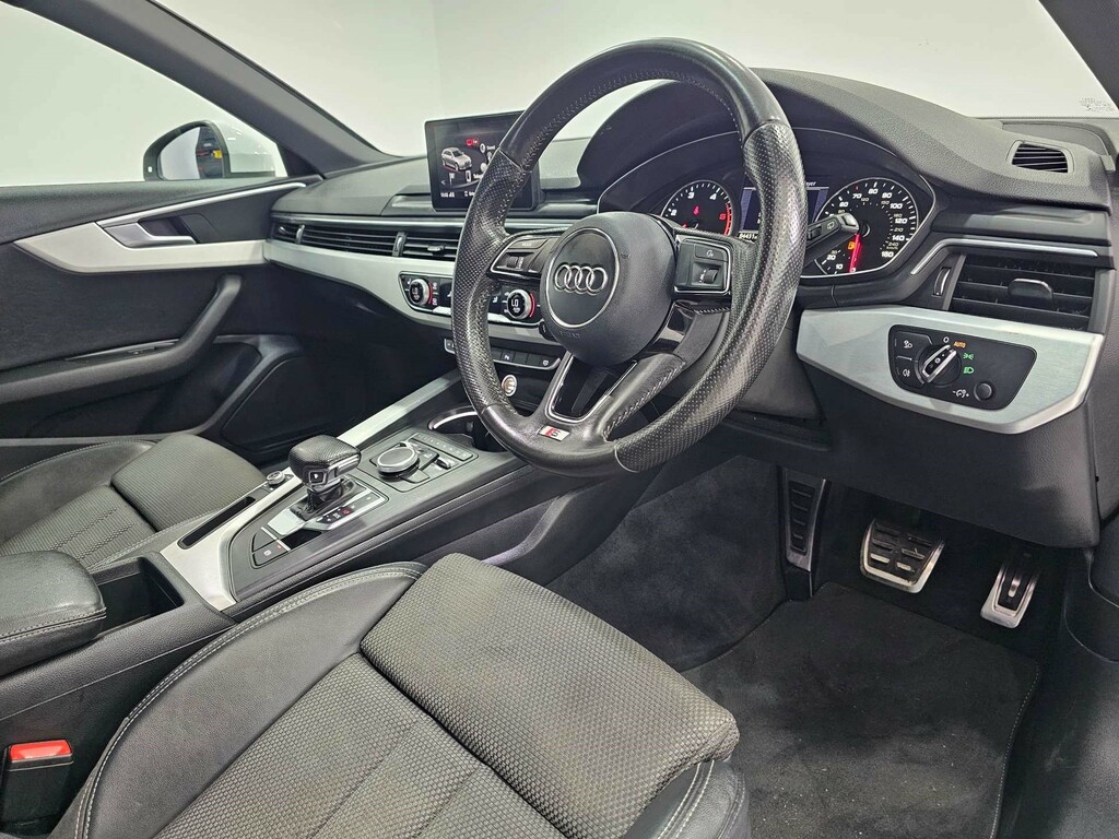 Audi A4 S Line Tdi GN66ZPV White #3
