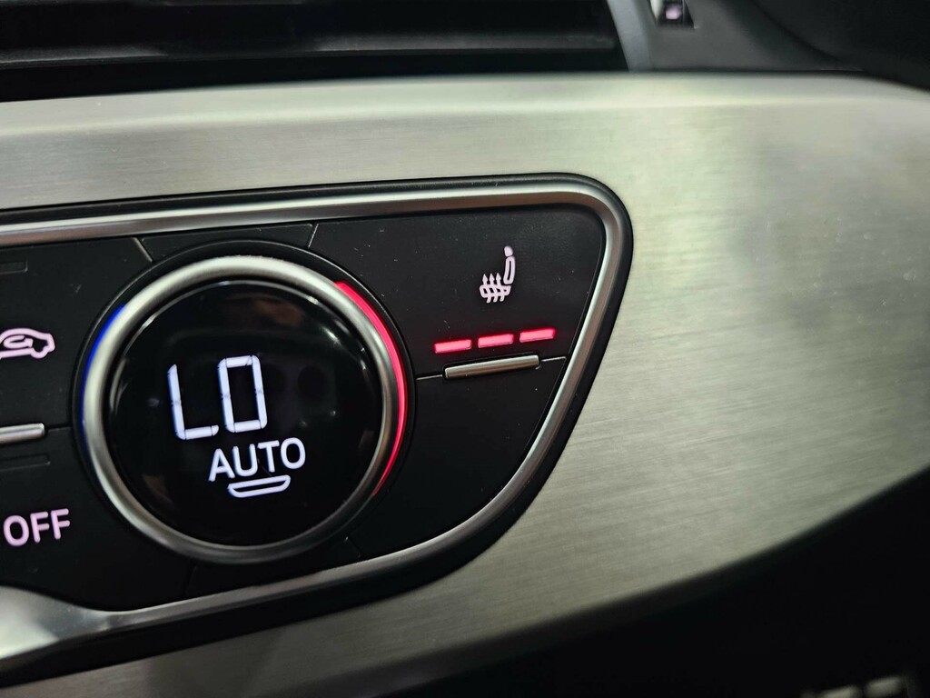 Audi A4 S Line Tdi GN66ZPV White #5