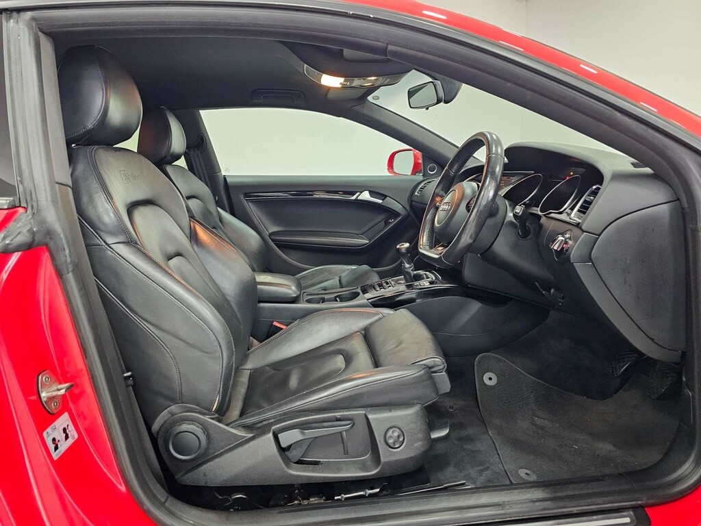 Audi A5 Black Edition Tfsi Quattro 4Wd Red #3