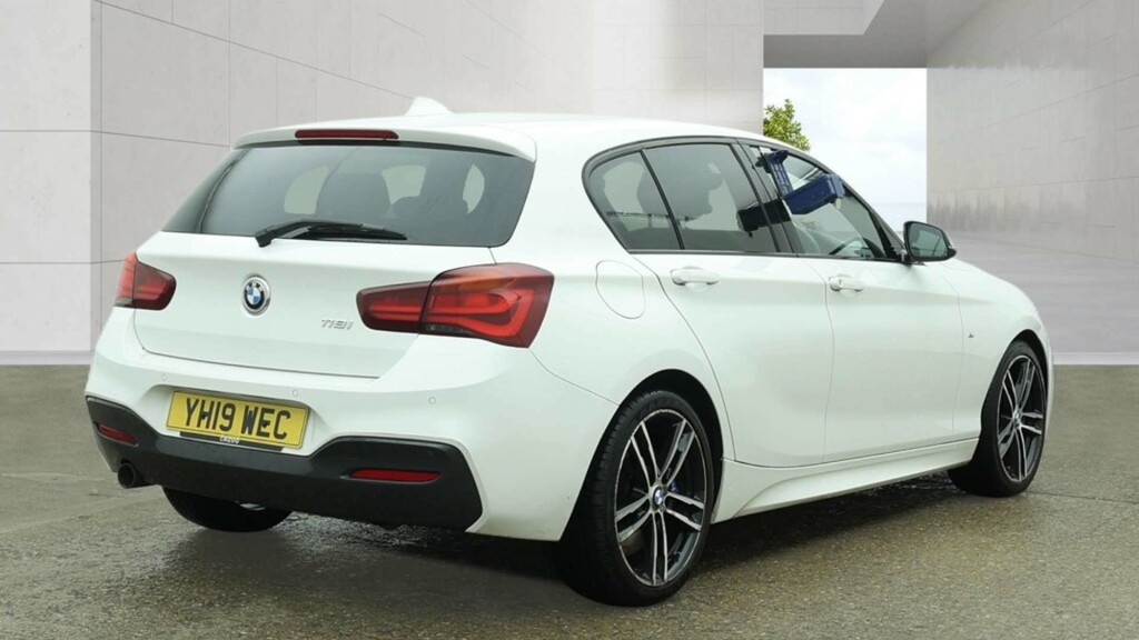 BMW 1 Series 116D Sport White #4