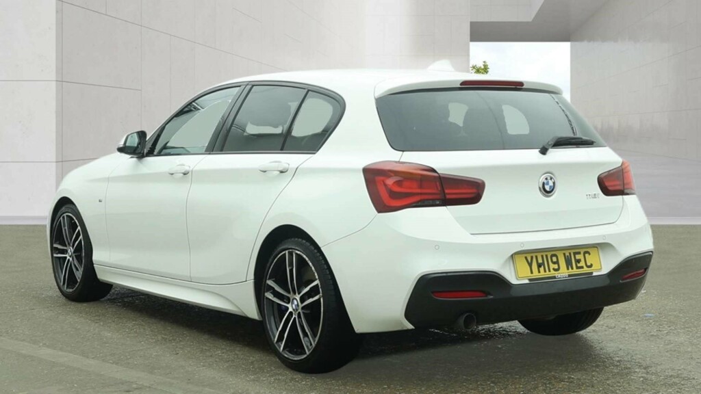 BMW 1 Series 116D Sport White #3
