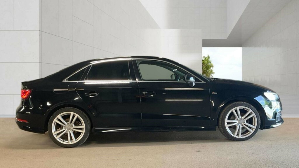 Audi A3 S Line Tdi Black #5