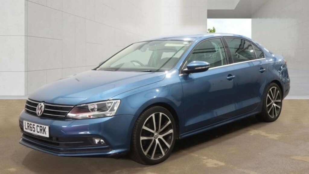 Volkswagen Jetta Gt Bluemotion Technology Tsi #2