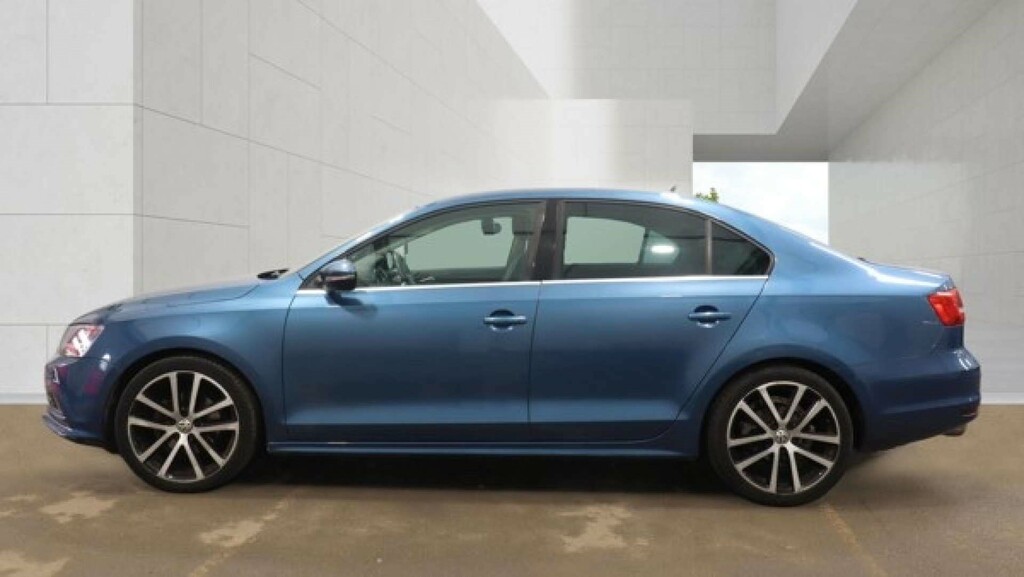 Volkswagen Jetta Gt Bluemotion Technology Tsi #6