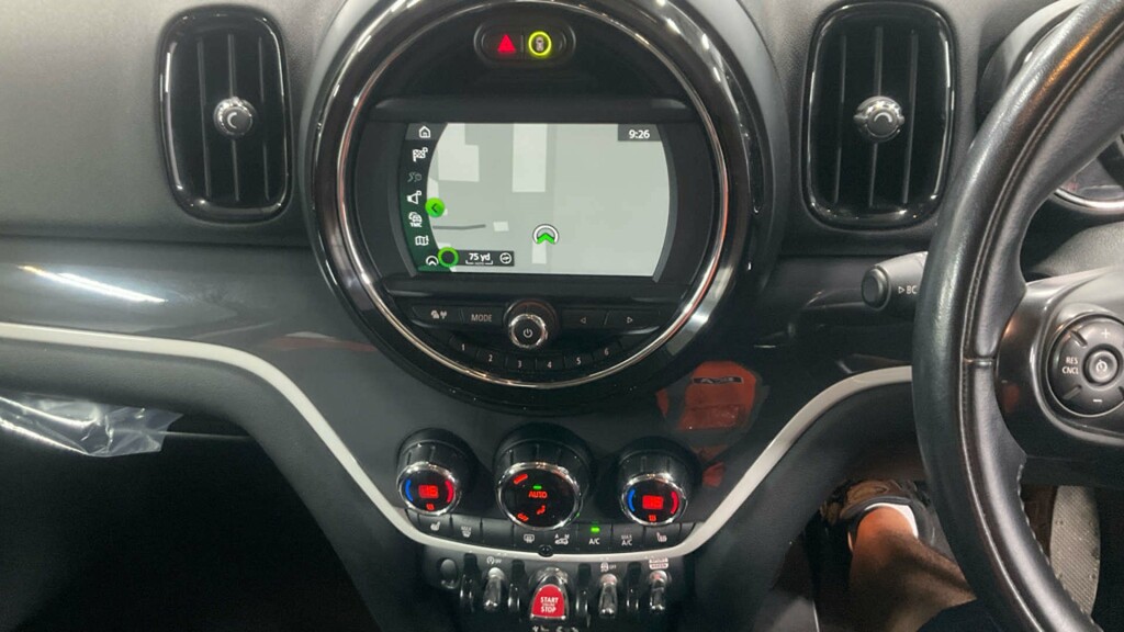 Mini Countryman Cooper White #11