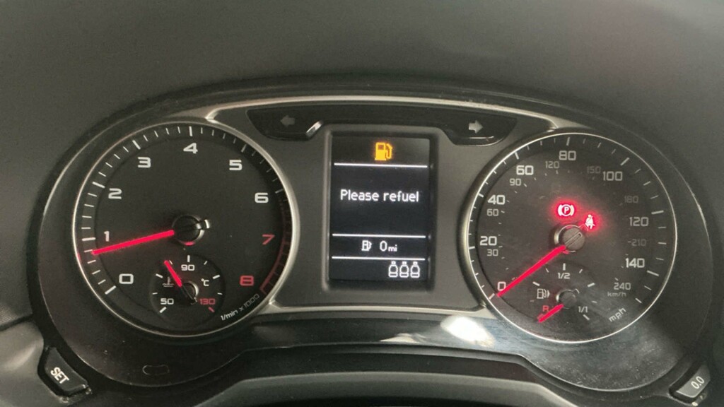 Audi A1 1.0 Tfsi Sport 93 Bhp Black #10