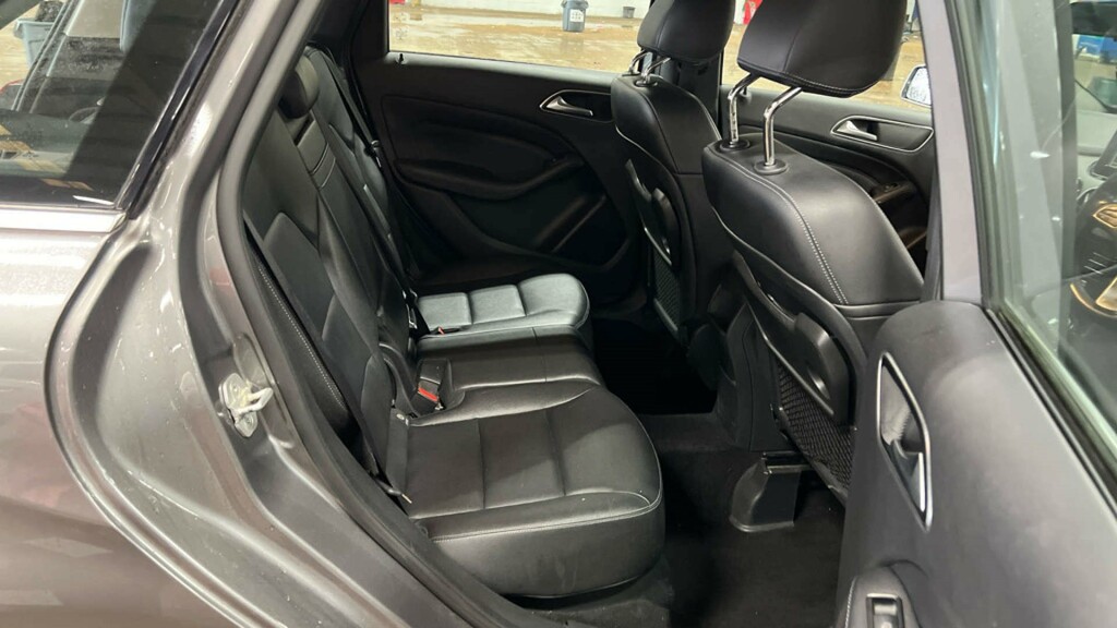 Mercedes-Benz B Class B250e Art White #8