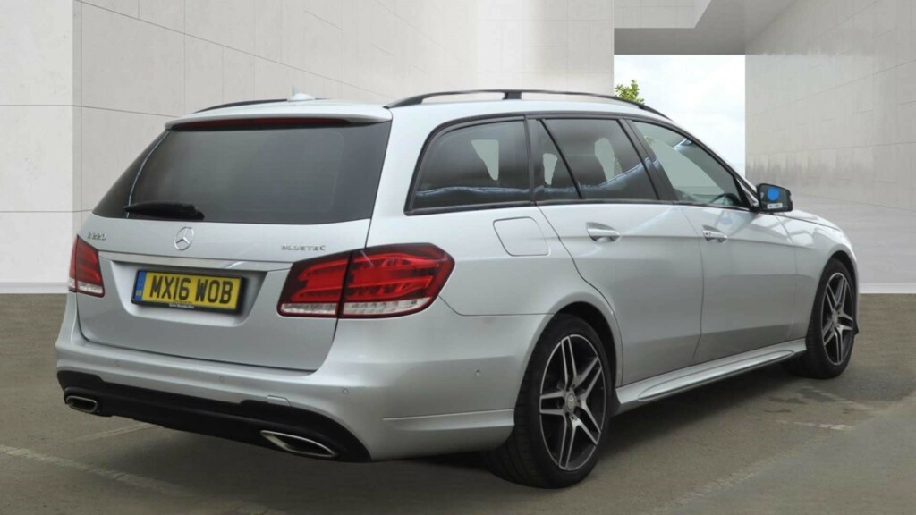 Mercedes-Benz E Class Amg Night Edition Bluetec  #4