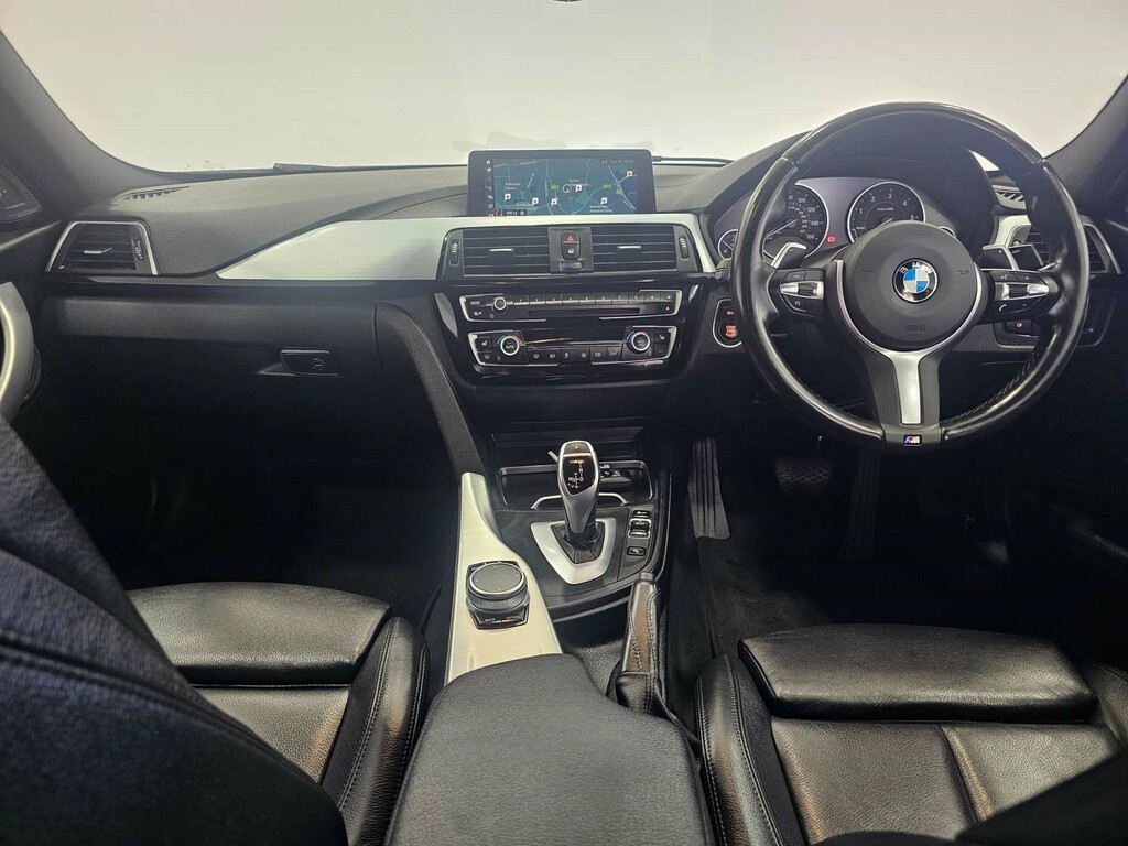 BMW 3 Series 2.0 318D Se Touring White #48