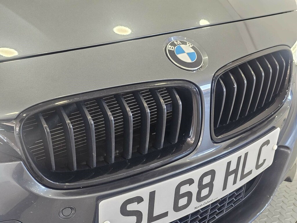 BMW 3 Series 2.0 318D Se Touring White #56