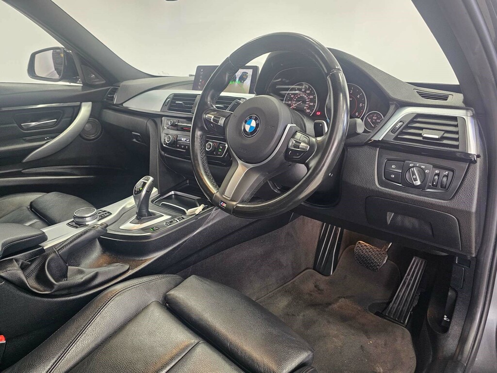 BMW 3 Series 2.0 318D Se Touring White #9