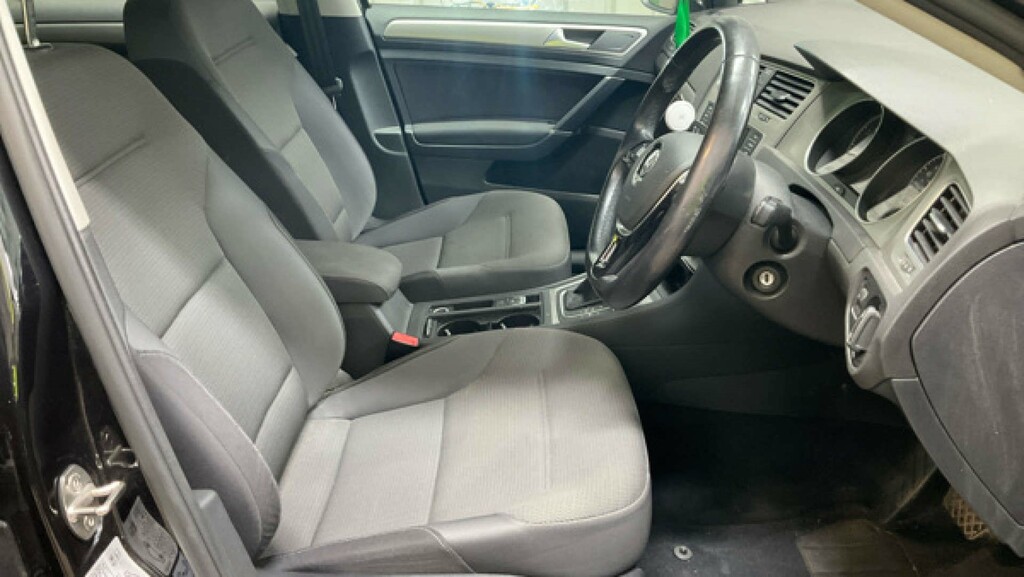 Volkswagen Golf  White #9