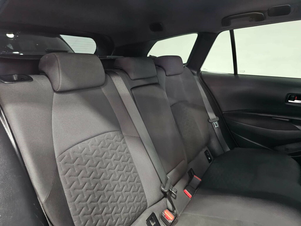 Toyota Corolla Corolla Design Hev Cvt Red #57