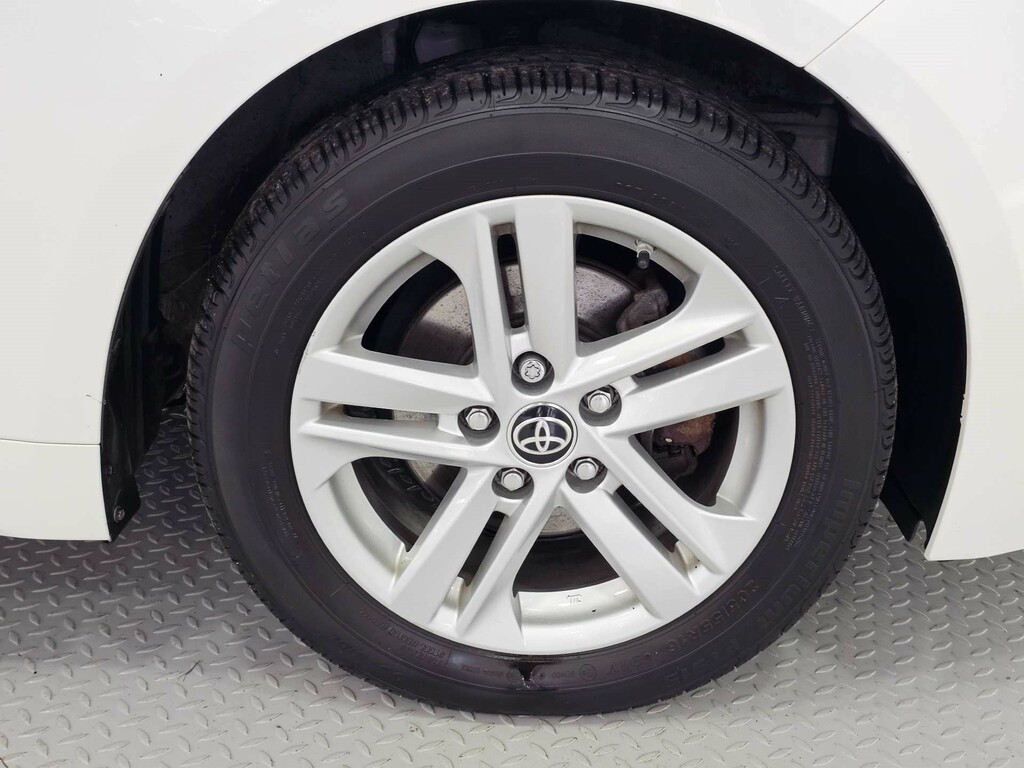 Toyota Corolla Corolla Design Hev Cvt Red #10