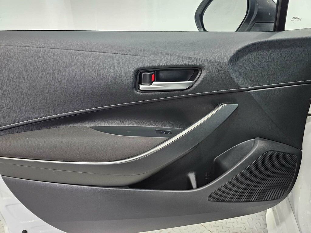 Toyota Corolla Corolla Design Hev Cvt Red #78